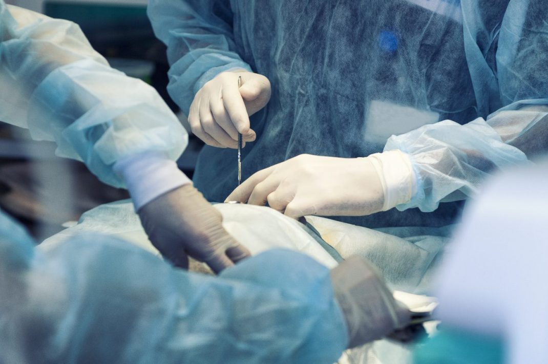 Mr Mike Pringle FRCS(ORL), Consultant Ear, Nose and Throat Surgeon, Portsmouth, UK